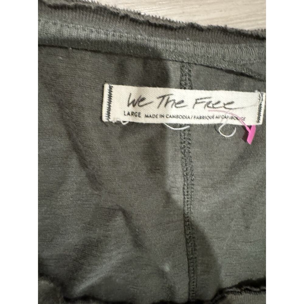 3 for $9 We the Free Olive Green Ruffle Sleeve Modal Blend Top M - Picture 3 of 6